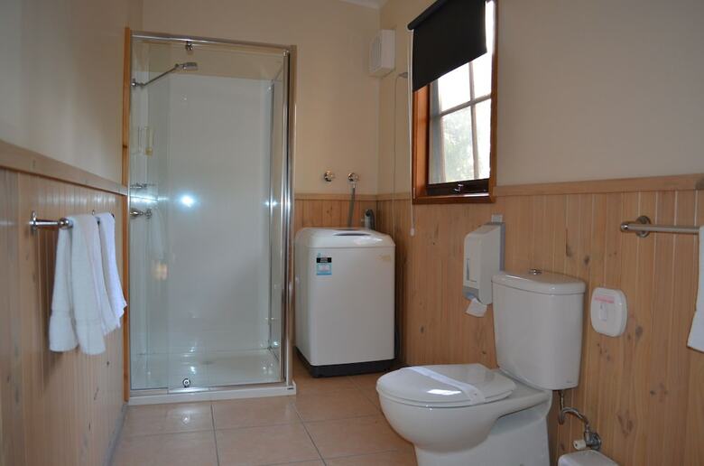Mountain View Motor Inn & Holiday Lodges