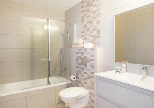 O&o Group- Special Apartment Sea View Luxury Tower