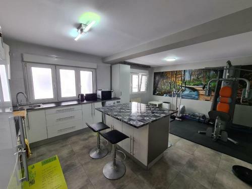 113a - A Un Paso de La Playa, Amplio Apartamento