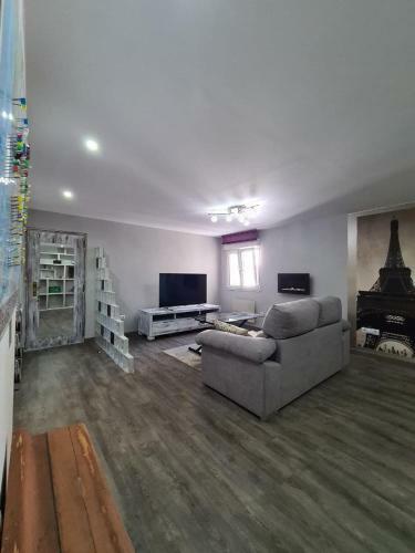 113a - A Un Paso de La Playa, Amplio Apartamento