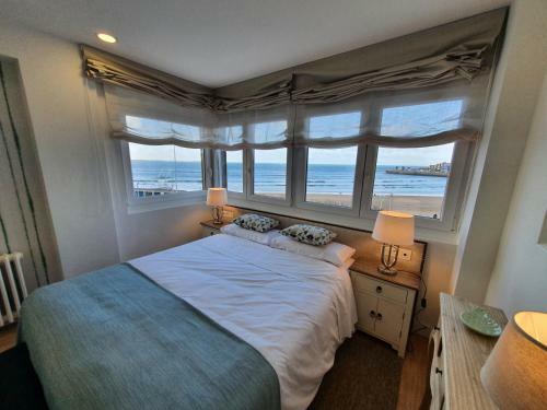 Apartamento Playa 12 - El Lujo de Estar En 1� L�nea de Playa