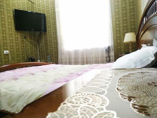 Hostal Happy House Hotel