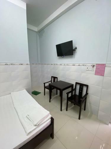 Hotel Kh�ch S?n Ph??c H?ng 1