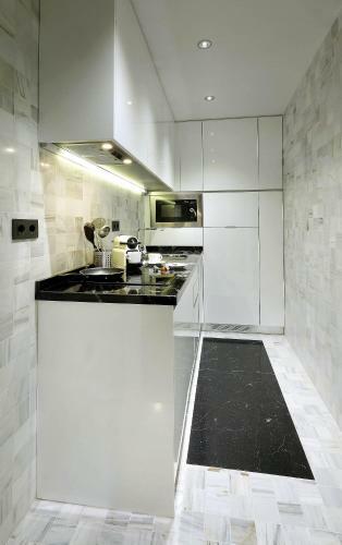 Art Chapiz Apartments