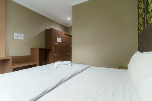 Hotel Koolkost @ Taman Simprug Cikarang