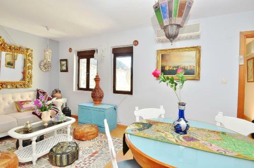 Apartamento Paseo de Los Tristes