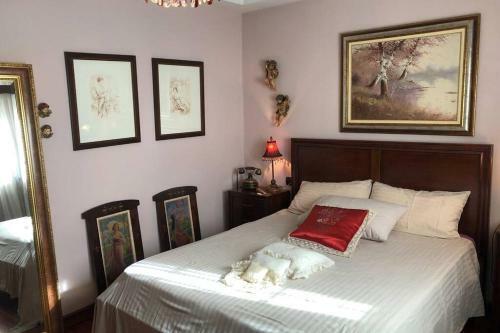 Casa Con Jard�n Granada, F�cil Aparcamiento Calle