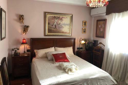 Casa Con Jard�n Granada, F�cil Aparcamiento Calle