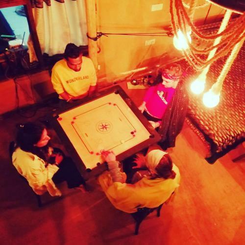 Noname Hostel And Cafe