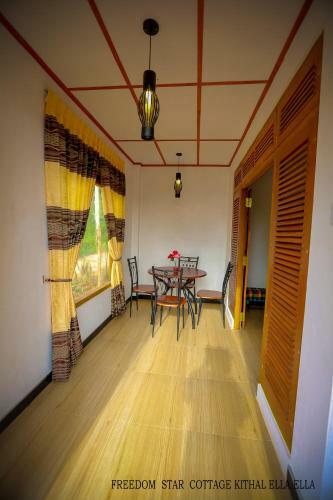 Ella Freedom Star Cottage