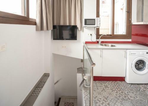 Apartamentos �ptima Mesones Parking