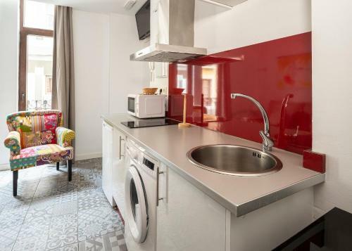 Apartamentos �ptima Mesones Parking