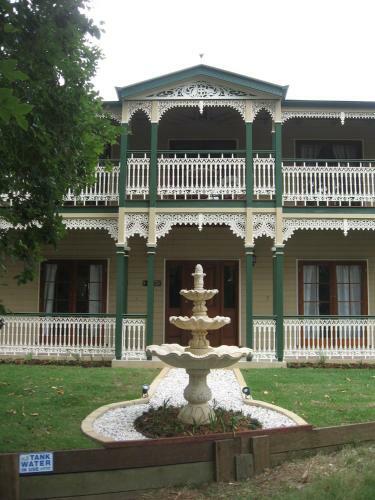 Hostal Grove Manor