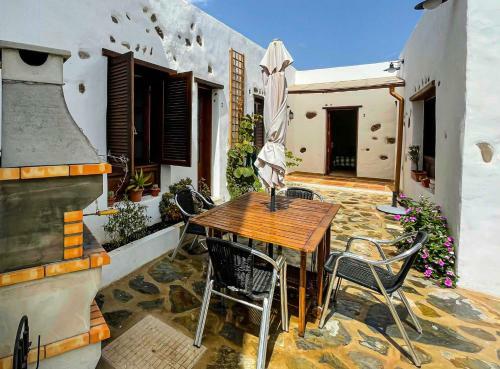 Eco Reyna House