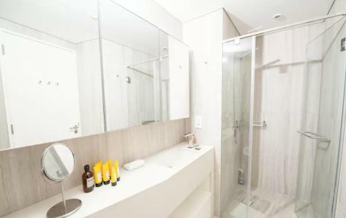 Mayfair Serviced Apartment - D1 Tower