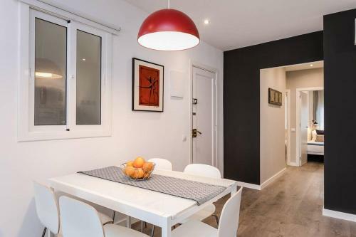 Apartamento 3 Bdr & Terrace, Close To Subway