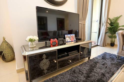 Luxury Casa - Marvel Sea View Apartment Jbr Beach 2br