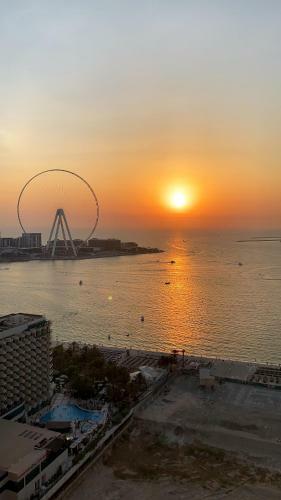 California Hostel Dubai Beach