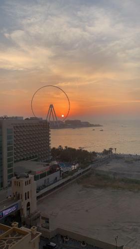 California Hostel Dubai Beach