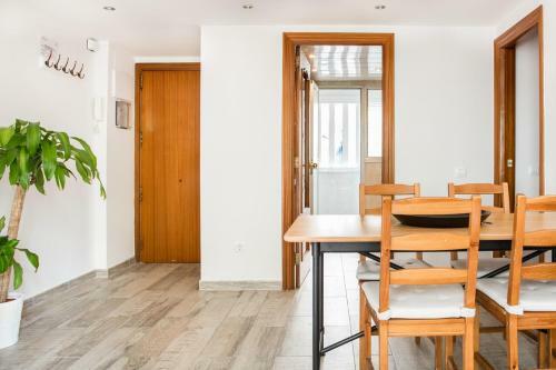 Cozy Apartment With Splashes Of Color