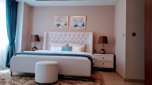 Jcb Dubai Marina Apartment
