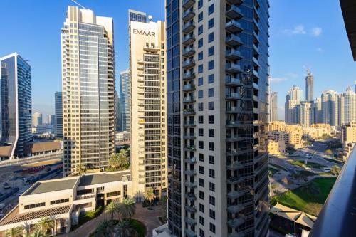 Apartamento Quintessential Quarters - Ultra-modern And Spacious Aparment
