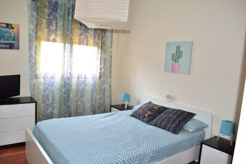 Apartamento Con Hermoso Jard�n Y AC