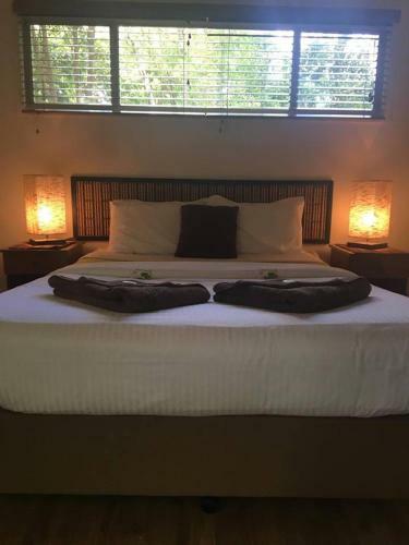 Mapleton Cabins & Caravan Park