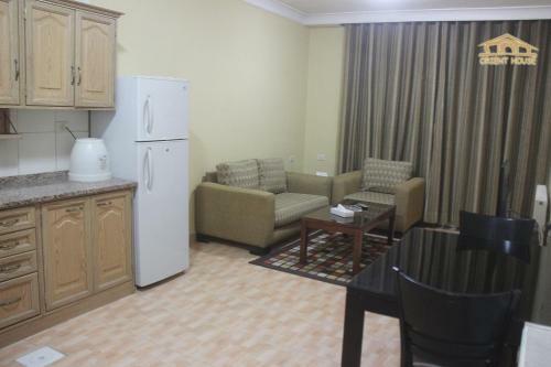 Orient House Hotel Suites & Apartments