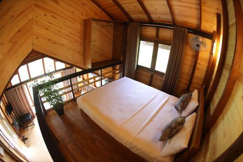 Hotel Riverbank Resort Gampola