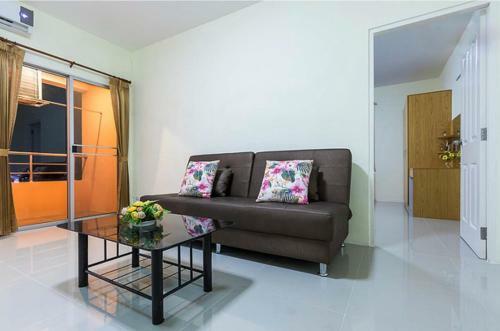 Apartamento Topplace Amata Chonburi