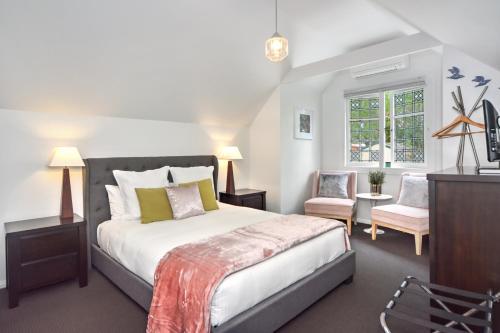 The Pines Bed And Breakfast