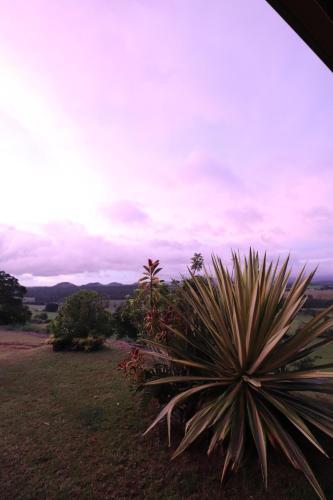 Lodge Mt Quincan Crater Retreat