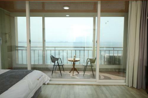 Hotel Marine