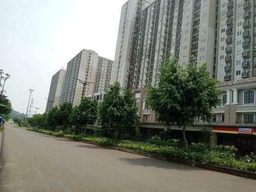 Podomoro Golf View Apartemen Room Cozy