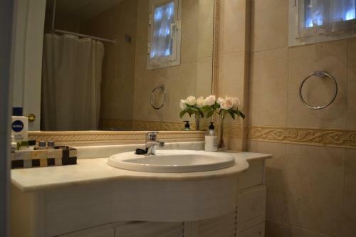 C�ntrico Y Amplio Apartamento 100% Equipado