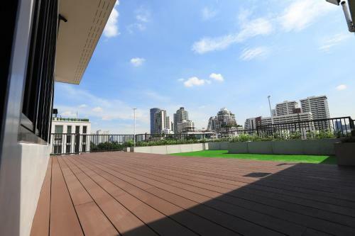 Apartamento Glory Sukhumvit -asoke- Prompong- Bts- Mrt