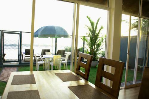 The Bungalow Randiya