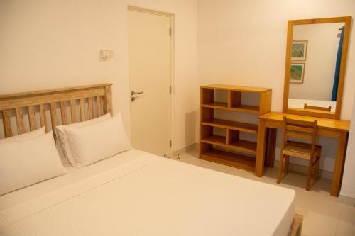 Apartment 10