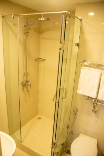 Apartment 10