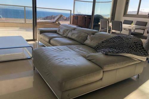 Luxury Apartment With Jacuzzi