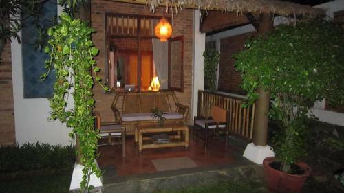 Bed & Breakfast Metina's Tropical Villa