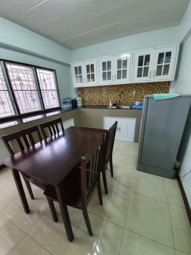 Bang Saphan Hostel