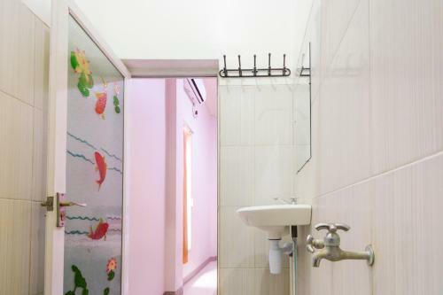 Hotel Oyo 2883 Zleepy Pondok Gramada
