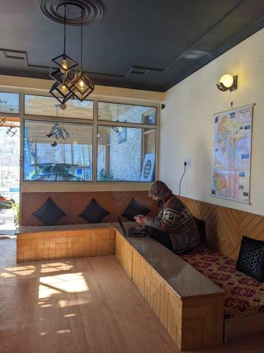 Locals Hostel