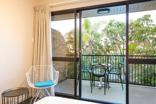 Kawana Waters Hotel