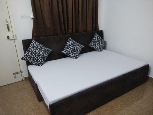 Dunhill Premium Service Apartment