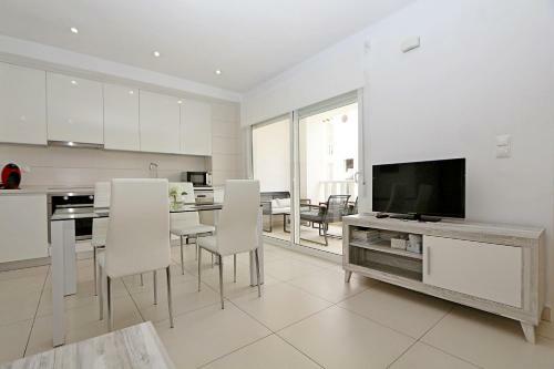Apartamento La Marina Ref. 8564