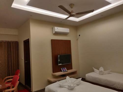 Hotel Siri Vybhava Residency