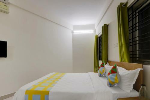 Hostal Oyo 79887 The Purple Orchid Stay
